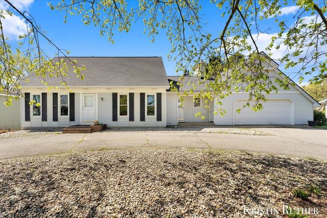 9155 J Avenue, Byron Center, MI 49315