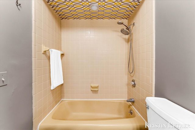 9155 J Avenue, Byron Center, MI 49315