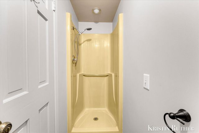 9155 J Avenue, Byron Center, MI 49315