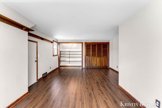 9155 J Avenue, Byron Center, MI 49315