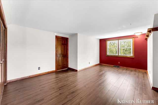 9155 J Avenue, Byron Center, MI 49315