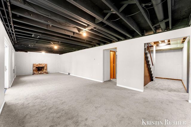 9155 J Avenue, Byron Center, MI 49315