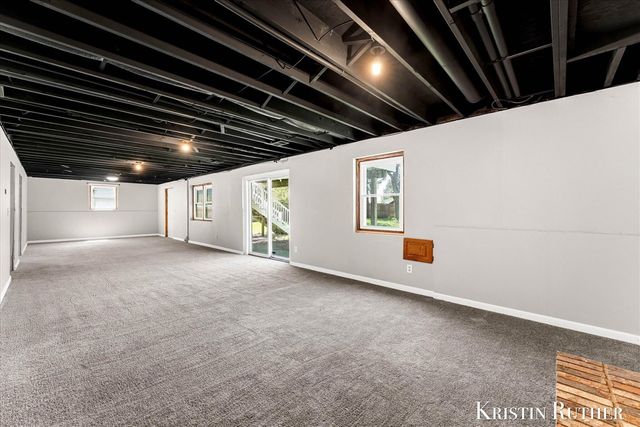 9155 J Avenue, Byron Center, MI 49315