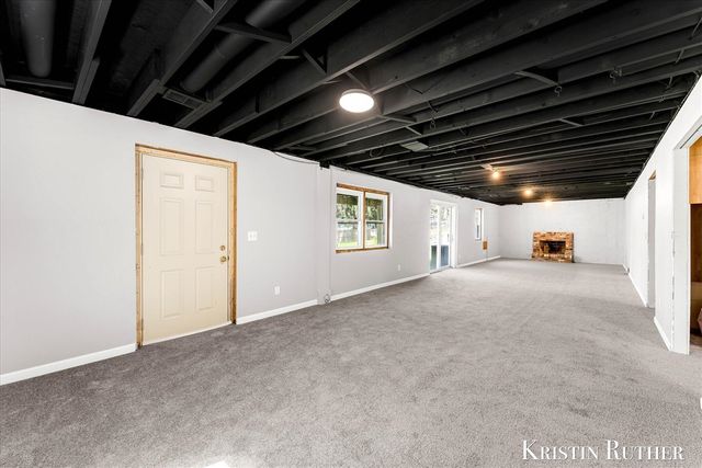 9155 J Avenue, Byron Center, MI 49315