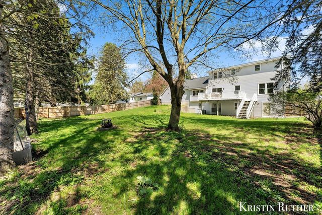 9155 J Avenue, Byron Center, MI 49315