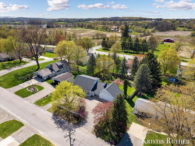 9155 J Avenue, Byron Center, MI 49315