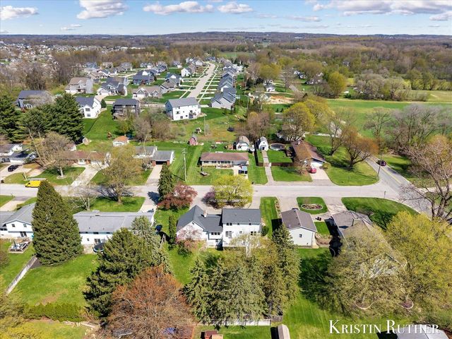 9155 J Avenue, Byron Center, MI 49315