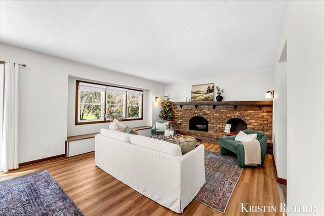 9155 J Avenue, Byron Center, MI 49315