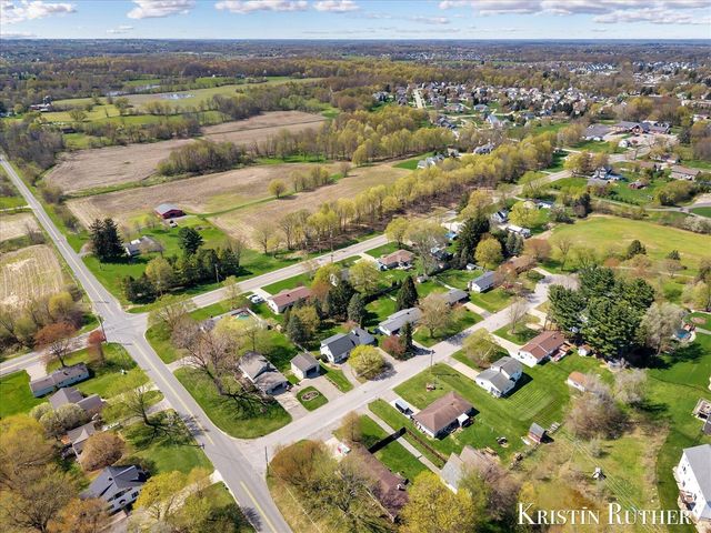 9155 J Avenue, Byron Center, MI 49315