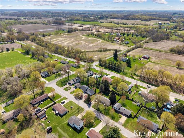 9155 J Avenue, Byron Center, MI 49315
