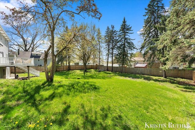 9155 J Avenue, Byron Center, MI 49315