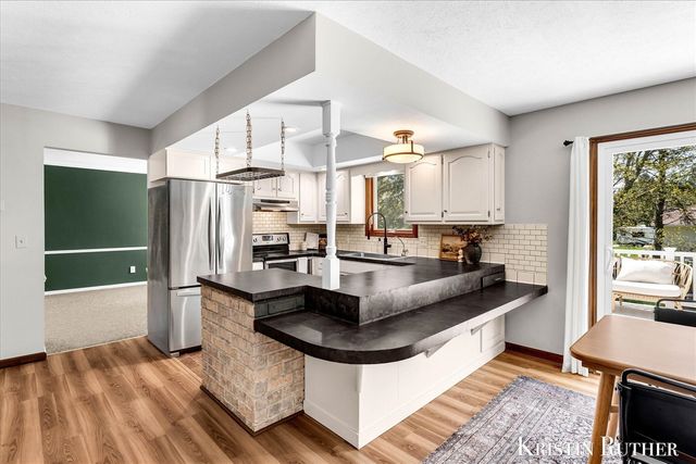 9155 J Avenue, Byron Center, MI 49315
