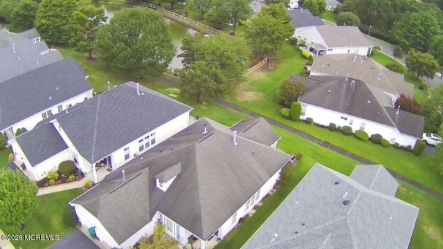 4 Summerlawn Drive, Lakewood, NJ 08701