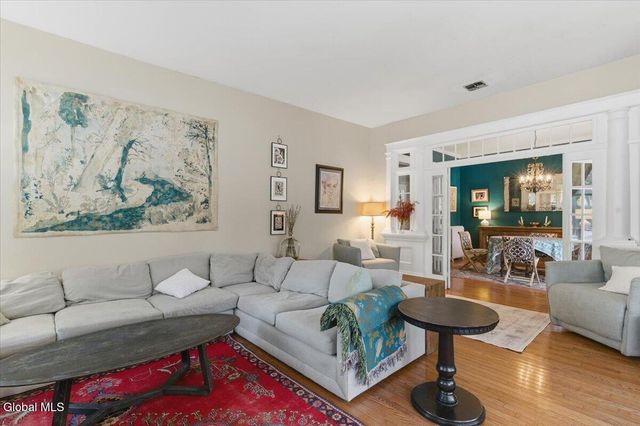 278 Ballston Avenue, Saratoga Springs, NY 12866