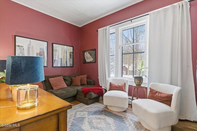 278 Ballston Avenue, Saratoga Springs, NY 12866