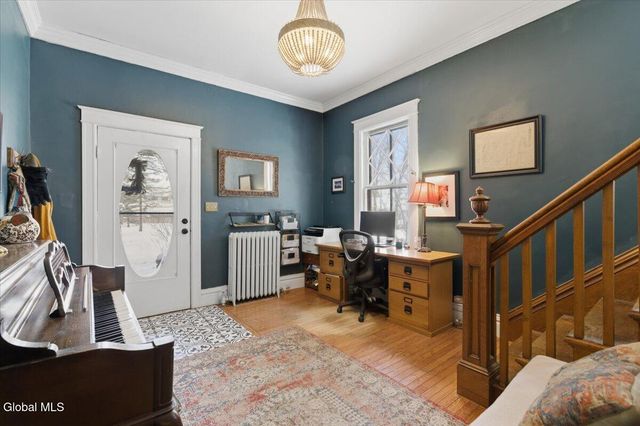 278 Ballston Avenue, Saratoga Springs, NY 12866