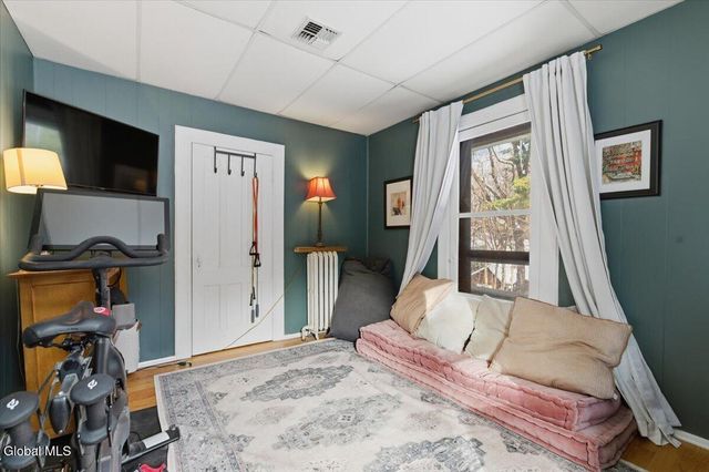 278 Ballston Avenue, Saratoga Springs, NY 12866