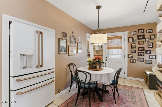 278 Ballston Avenue, Saratoga Springs, NY 12866