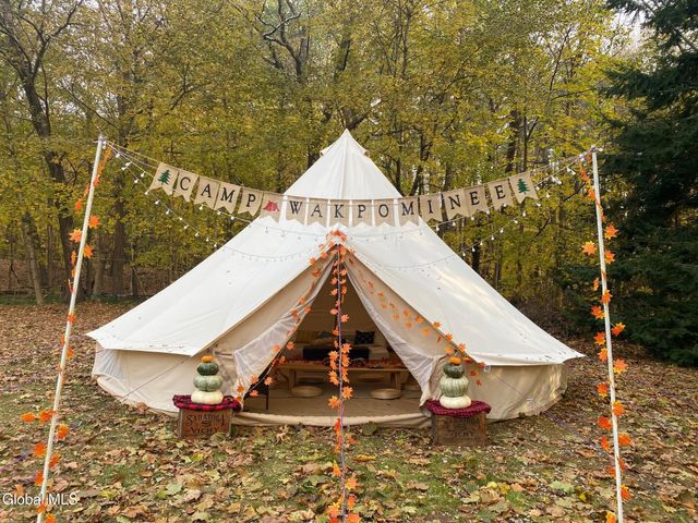 278 Ballston Avenue, Saratoga Springs, NY 12866