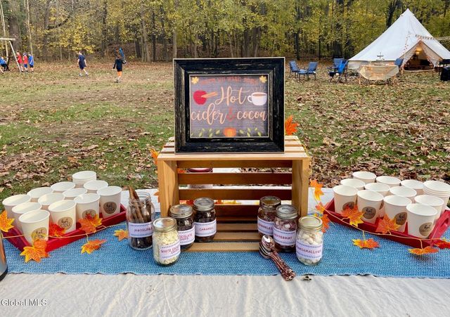 278 Ballston Avenue, Saratoga Springs, NY 12866