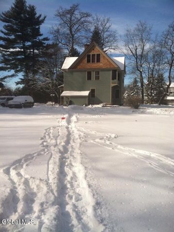 278 Ballston Avenue, Saratoga Springs, NY 12866