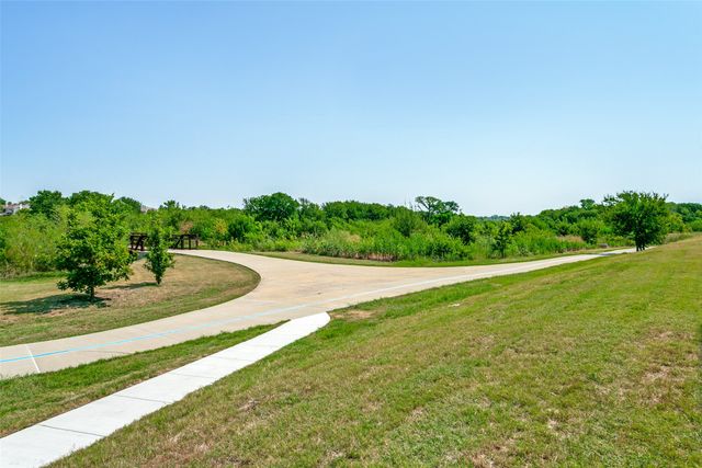 1111 Raiford Rd 100, Carrollton, TX 75007