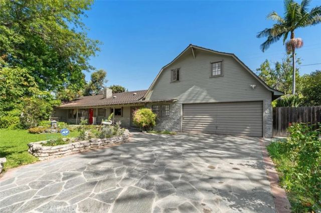 919 W Sharon, Santa Ana, CA 92706
