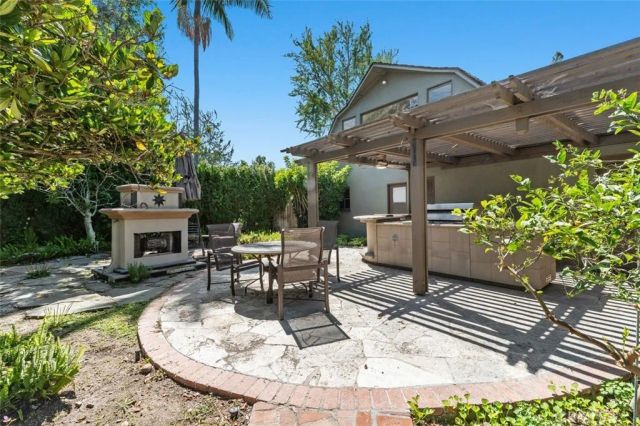 919 W Sharon, Santa Ana, CA 92706
