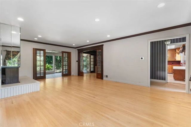 919 W Sharon, Santa Ana, CA 92706