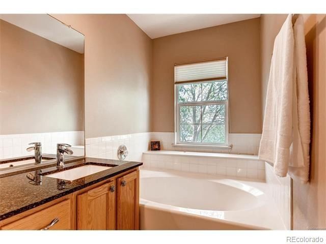 1379 Carlyle Park Cir, Highlands Ranch, CO 80129
