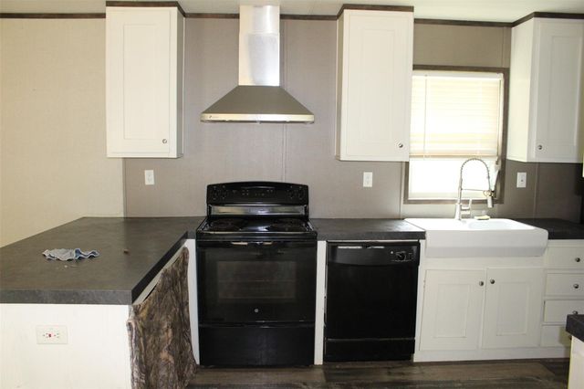 555 Beaver Run, Grapeland, TX 75844