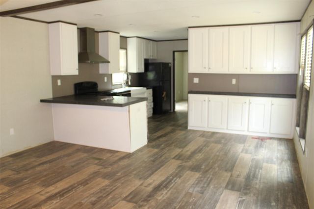 555 Beaver Run, Grapeland, TX 75844