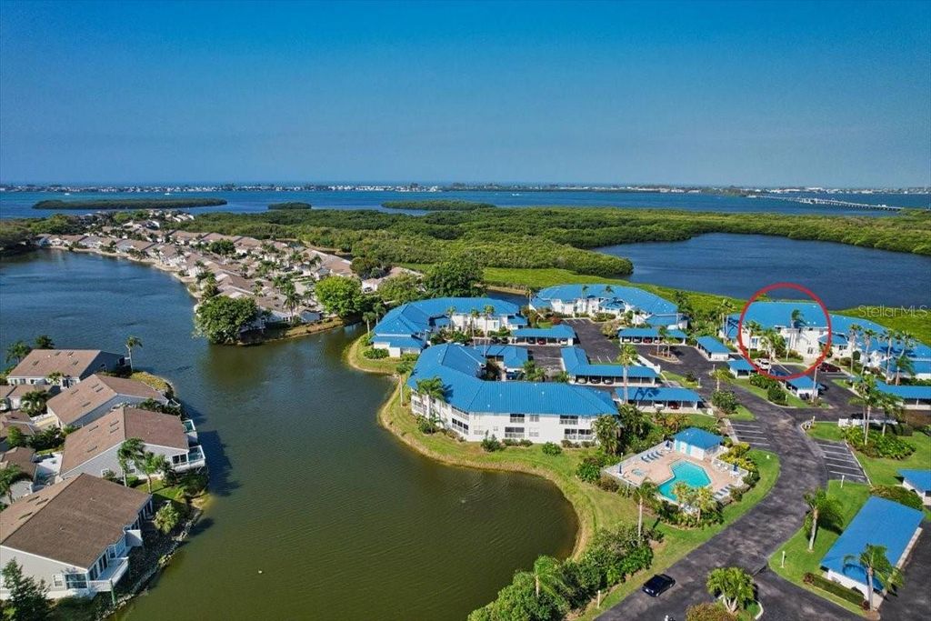Image 29 of property listing at 946 SANDPIPER CIRCLE 946, Bradenton, FL 34209
