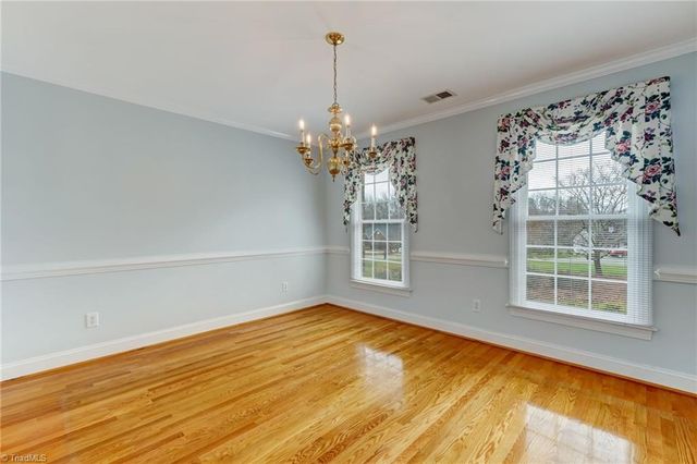 204 W Stonebury Court, Reidsville, NC 27320