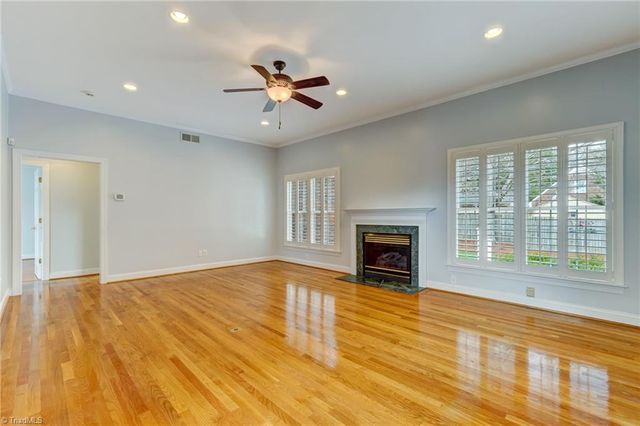 204 W Stonebury Court, Reidsville, NC 27320