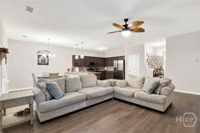 470 Brightleaf Circle, Hinesville, GA 31313