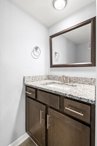 222 Brattlesboro Pl, Nashville, TN 37204