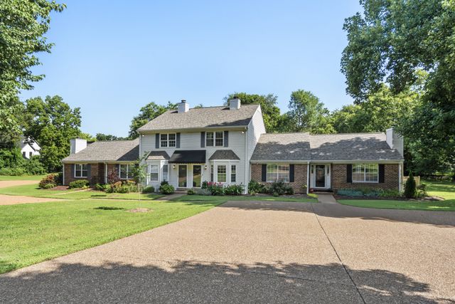 222 Brattlesboro Pl, Nashville, TN 37204