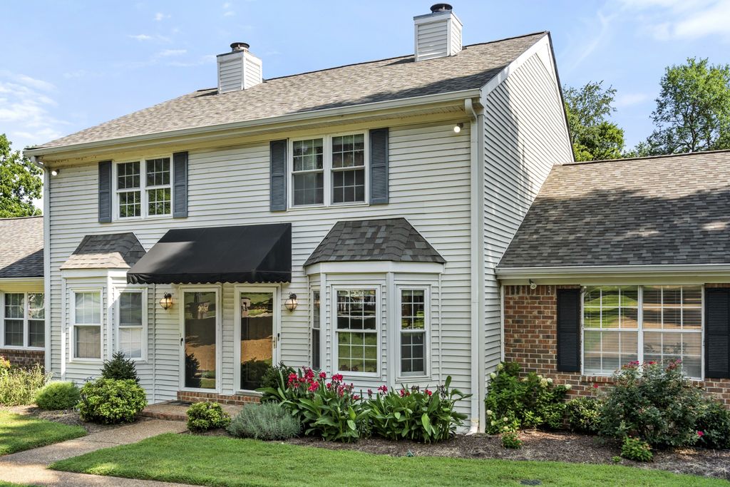 222 Brattlesboro Pl, Nashville, TN 37204