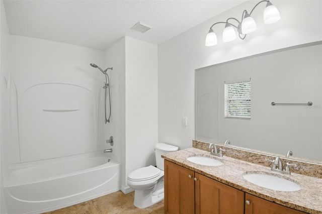 13012 AUBURN COVE LN, Orlando, FL 32828