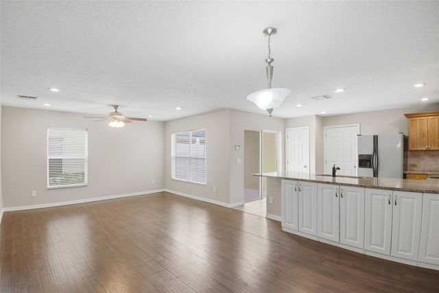 13012 AUBURN COVE LN, Orlando, FL 32828