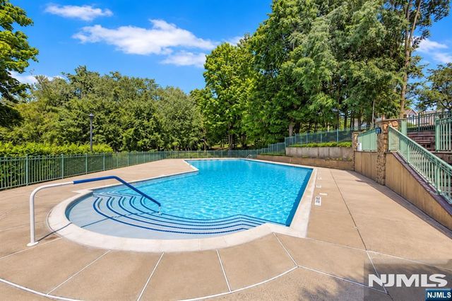 1293 Paddington Road A2, Mahwah, NJ 07430
