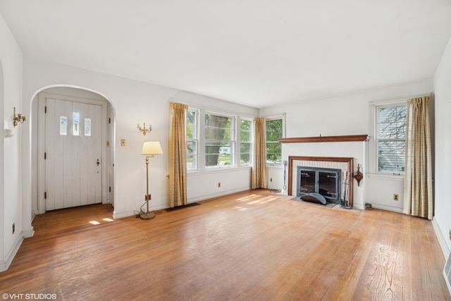 207 Meadowlark Drive, Trail Creek, IN 46360