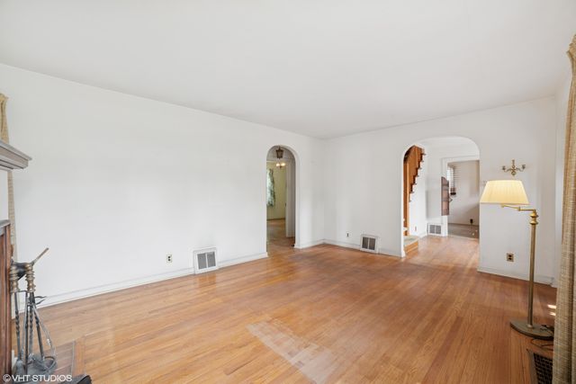207 Meadowlark Drive, Trail Creek, IN 46360