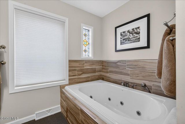 1316 Nys Rt 9P, Saratoga, NY 12866