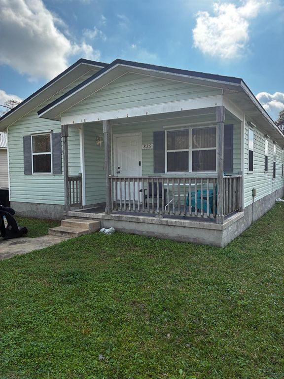 829 W 15Th St, St Augustine, FL 32084