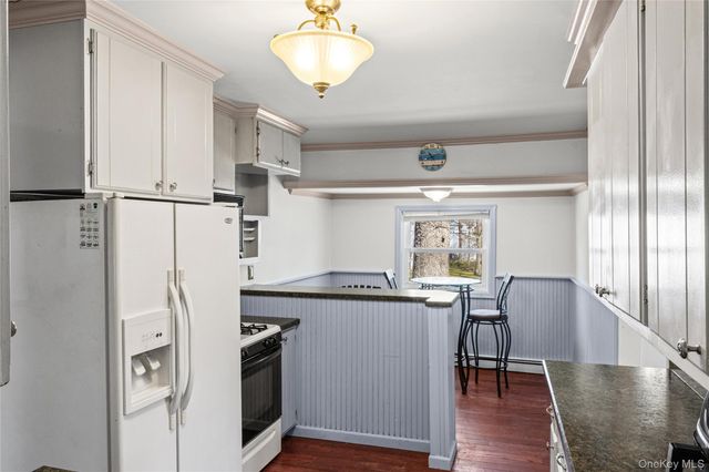 32 Hewlett Drive, Sound Beach, NY 11789