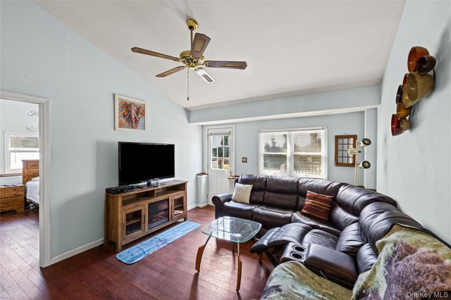 32 Hewlett Drive, Sound Beach, NY 11789