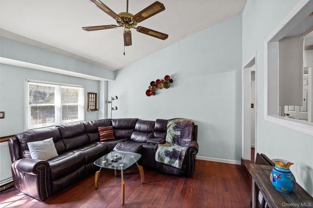 32 Hewlett Drive, Sound Beach, NY 11789