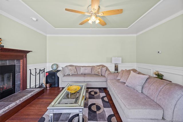 32 Hewlett Drive, Sound Beach, NY 11789